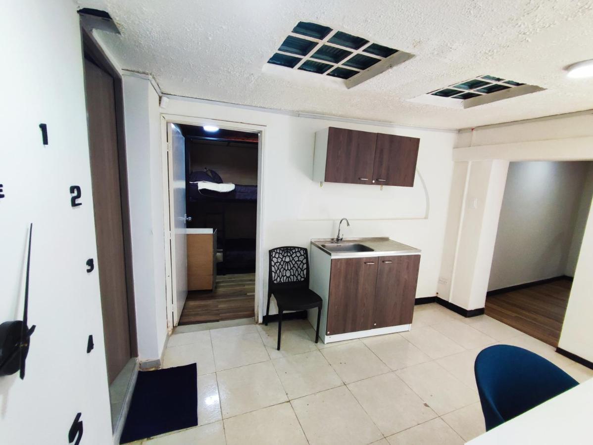 Baruch Capsula Hotel Bogota Exterior photo